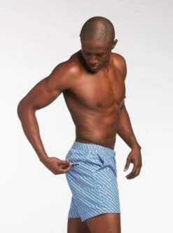 Lee Bay Mid Length Trunk (5.5 Inch Inseam) 8 Lee Bay Mid Length Trunk (5.5 Inch Inseam) -Swim Luxe Outfit le club apparel accessories clothing swimwear lee bay mid length trunk 5 5 inch inseam 2021 le club men s swimsuit lee bay mid length trunk 5 inch inseam 28032421658722