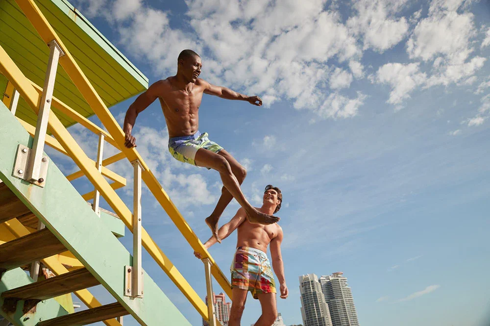 Swim Luxe Outfit -Swim Luxe Outfit man jumping over stairs e1750165447647